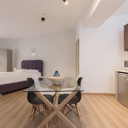 Leochares Lifestyle Apartments - Self Check-In أثينا الغرفة الصورة