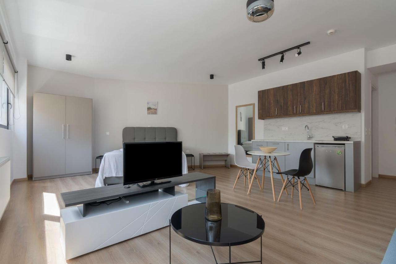 Leochares Lifestyle Apartments - Self Check-In أثينا المظهر الخارجي الصورة