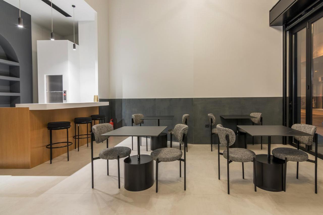 Leochares Lifestyle Apartments - Self Check-In أثينا المظهر الخارجي الصورة