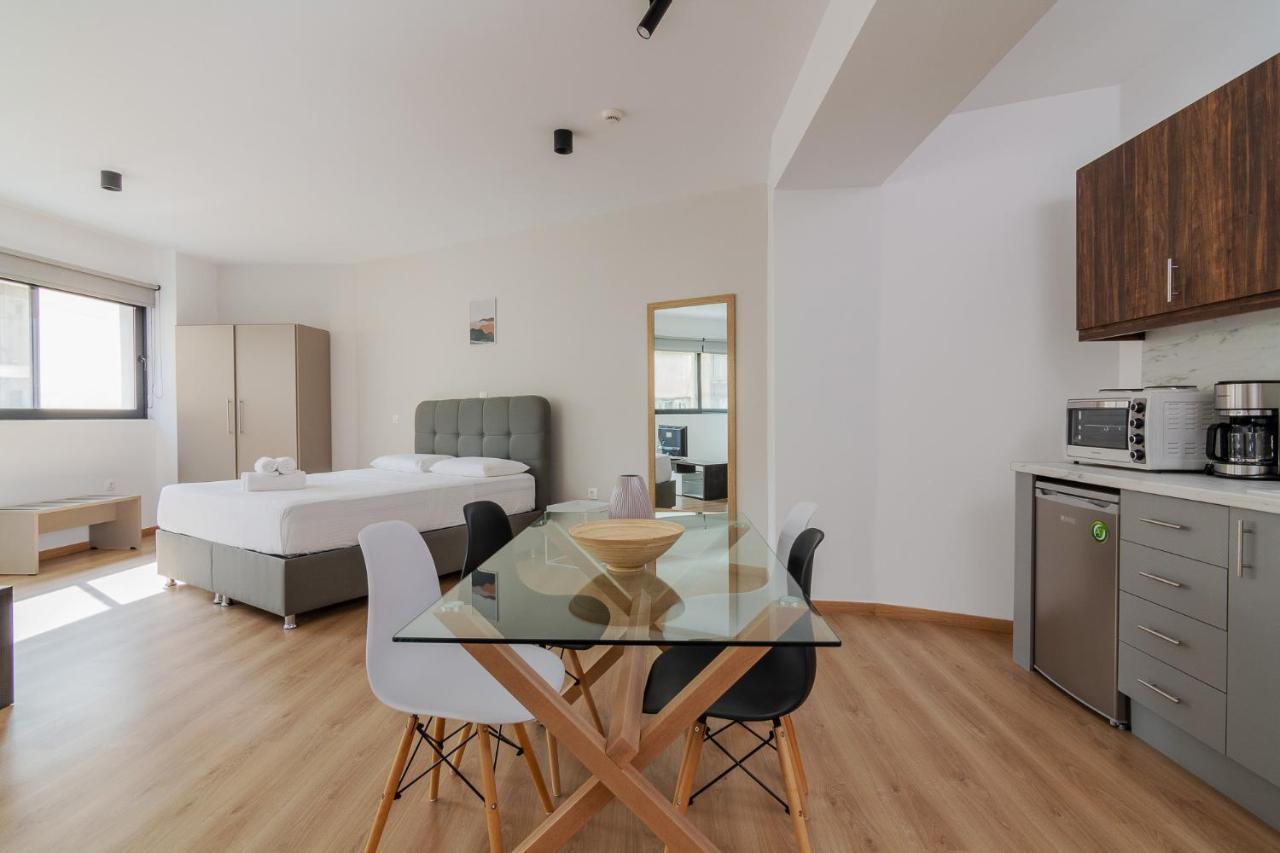Leochares Lifestyle Apartments - Self Check-In أثينا المظهر الخارجي الصورة
